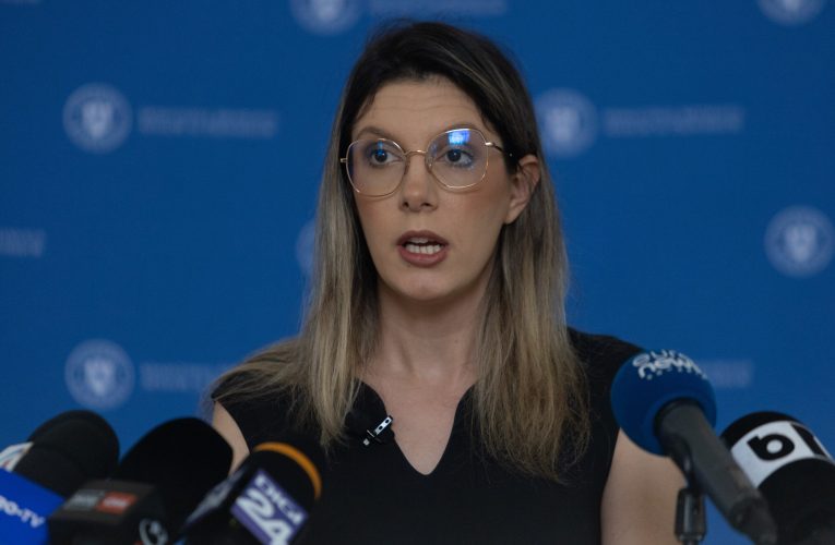 Diana Buzoianu: Nu îmi dau demisia. Va fi mai rău de atât. Voi continua reformele