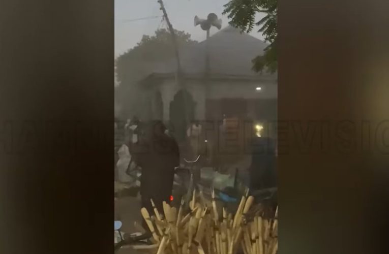 Explozie într-o moschee din Nigeria: Cel puțin șapte morți. VIDEO
