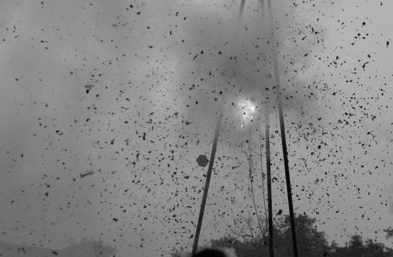 Explozie puternică într-o localitate din estul Franței. O clădire aflată lângă un liceu a sărit în aer