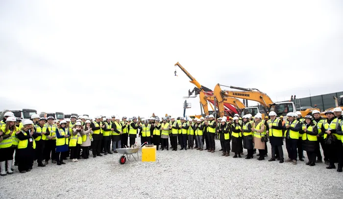 Facturi mai mici la energie în România. Cea mai mare capacitate de stocare în baterii, operaționalizată