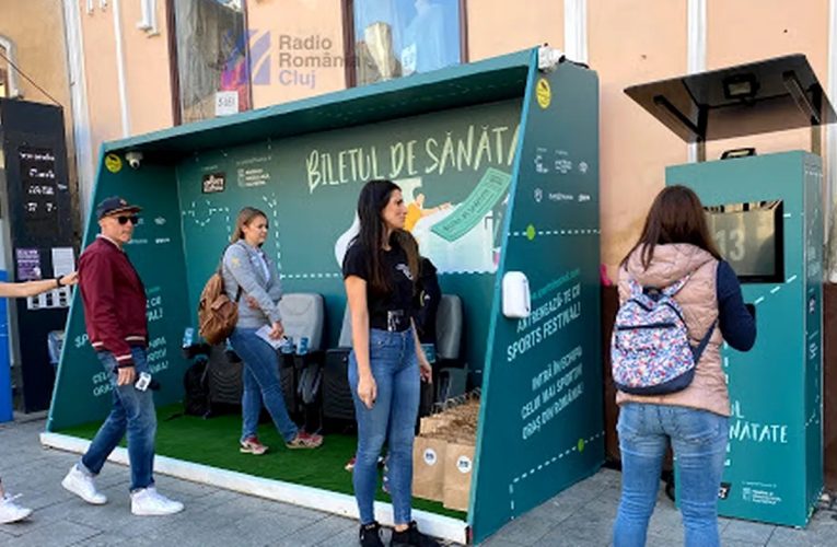 Far and Wide scrie despre orașul din România în care faci genuflexiuni și mergi gratis cu autobuzul