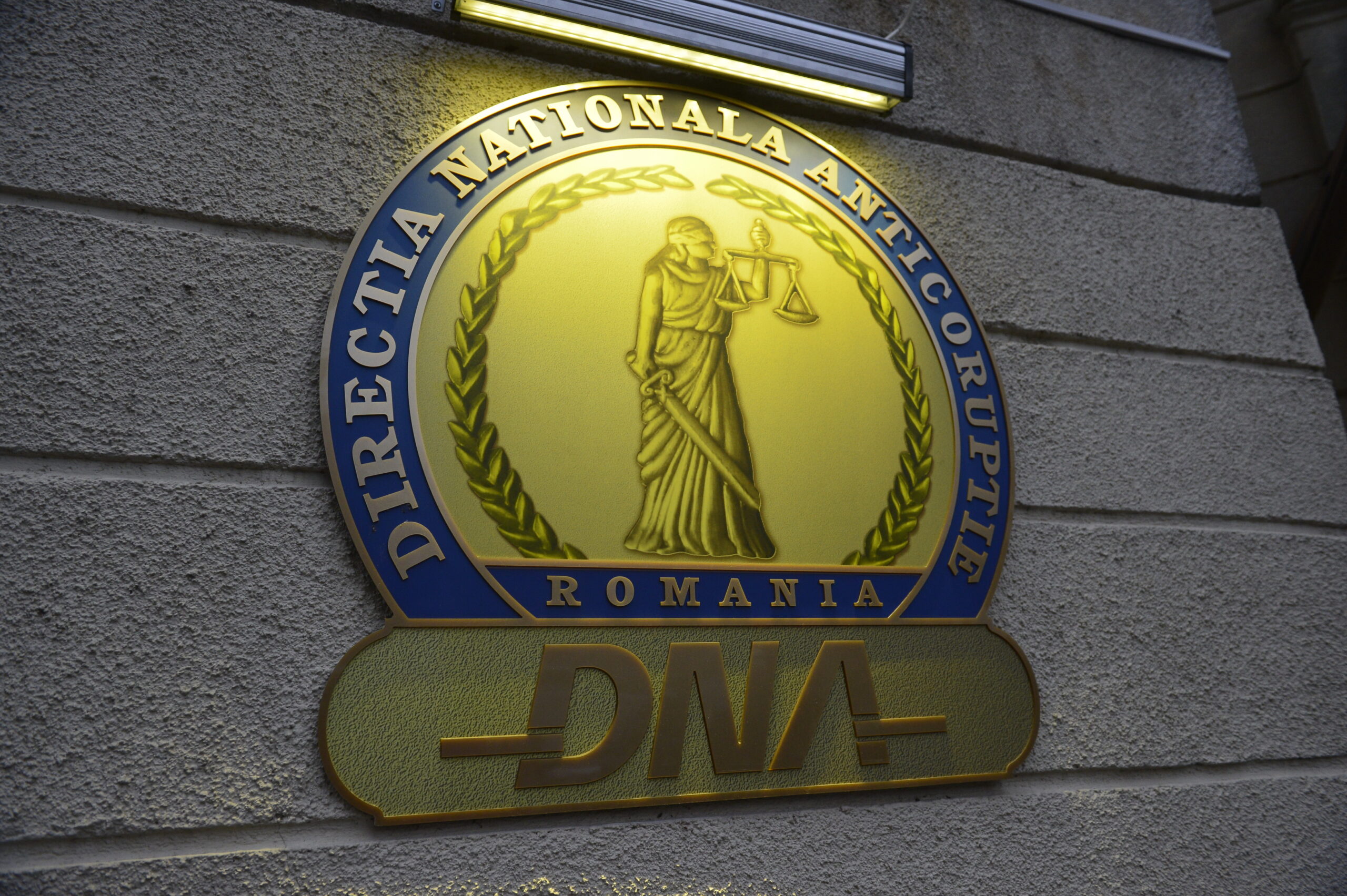 Gândul: Percheziții DNA la fostul ministru al Transporturilor, Răzvan Cuc