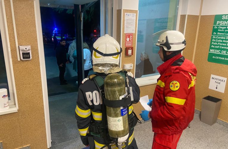 Incendiu la secția de Psihiatrie a Spitalului Județean Deva. 26 de pacienți evacuați