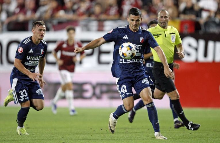 Meciul FC Botoșani-CFR 1907 Cluj deschide vineri etapa a 21-a a Superligii