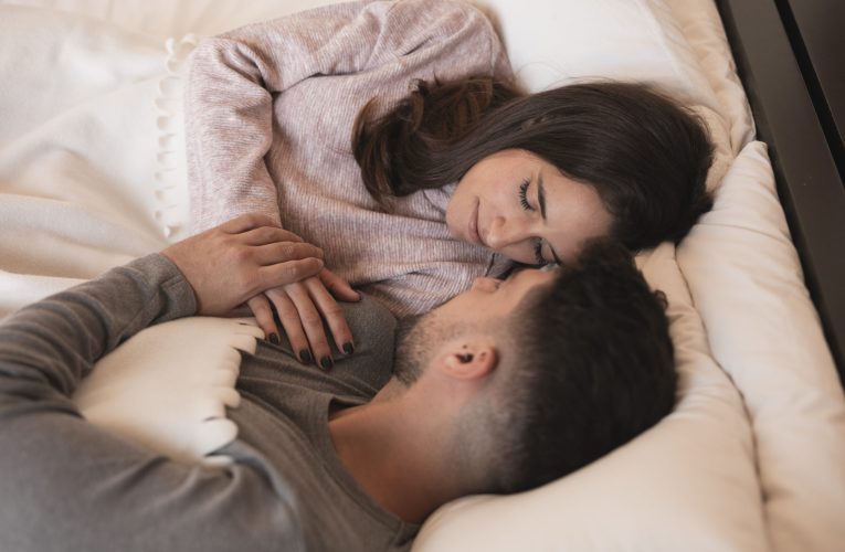 Metoda scandinavă de somn: funcționează cu adevărat? Ce spun cercetătorii