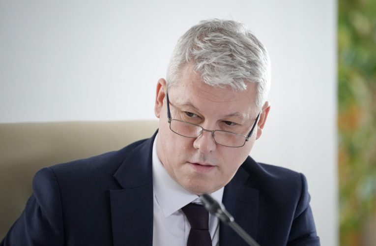 Moțiunea simplă împotriva ministrului Afacerilor Interne, Cătălin Predoiu, a fost respinsă