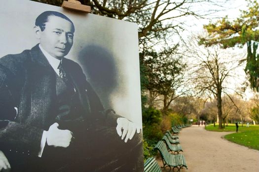 Nicușor Dan, întâlnire cu primarul Parisului. A inaugurat aleea Nicolae Titulescu din Parcul Monceau