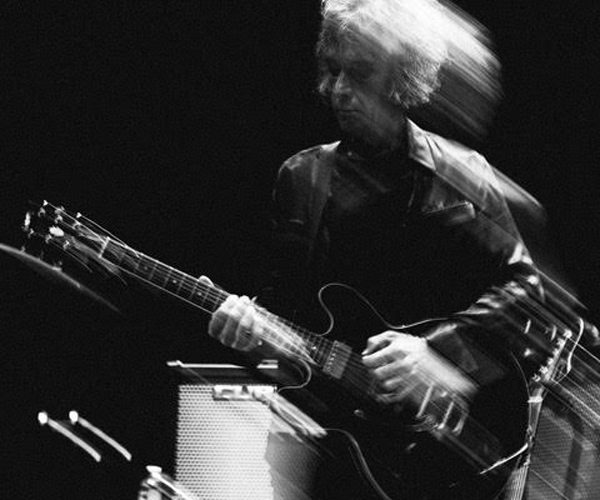 Perry Bamonte, chitarist al trupei The Cure, a murit de Crăciun, la vârsta de 65 de ani