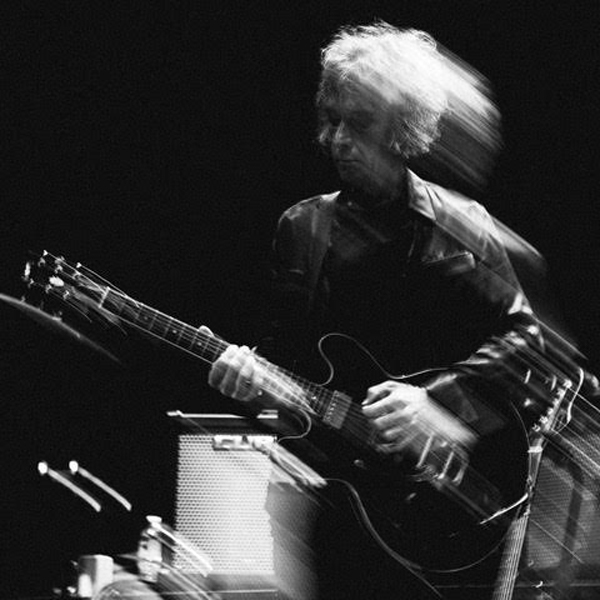 Perry Bamonte, chitarist al trupei The Cure, a murit de Crăciun, la vârsta de 65 de ani