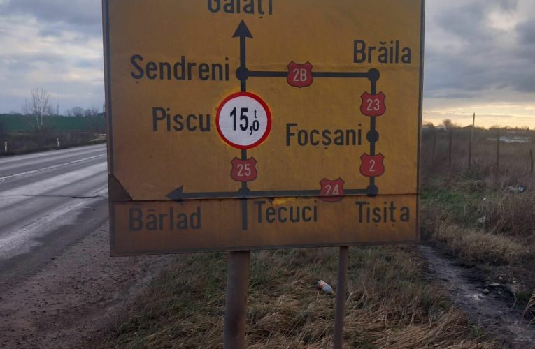 Pod în pericol pe un drum național din județul Galați. Autoritățile au impus restricții de circulație