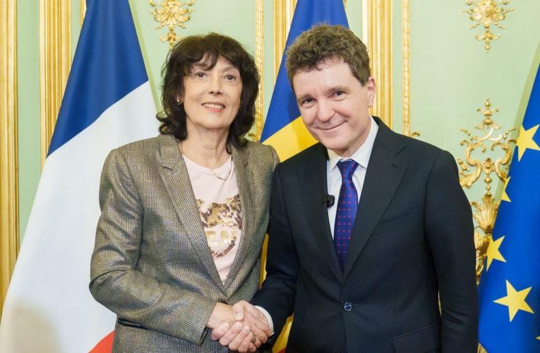 Președintele Nicușor Dan, întâlnire la Paris cu o dublă câștigătoare Roland Garros