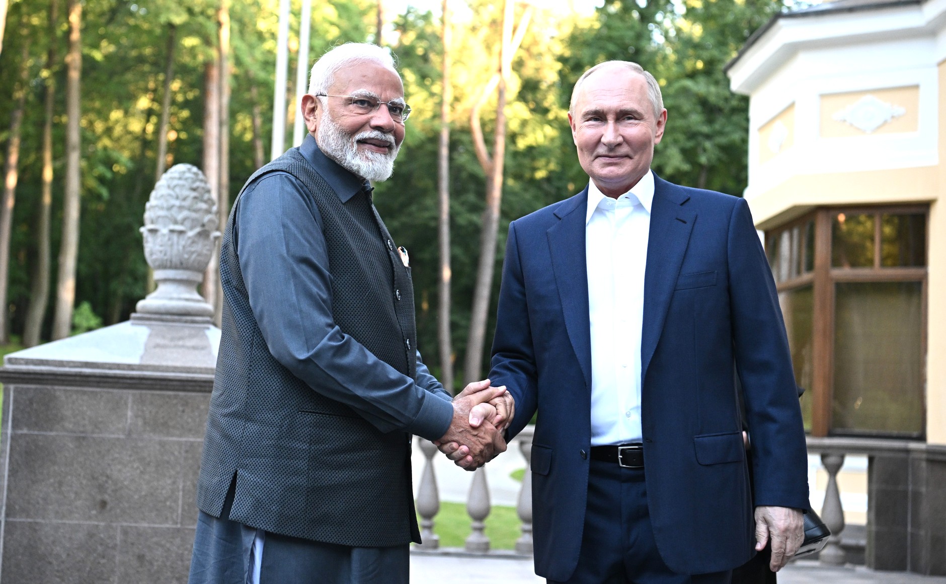 Putin revine la New Delhi pentru discuții-cheie cu premierul Modi