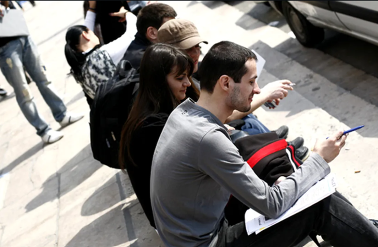 România are mai mulți bărbați șomeri decât femei