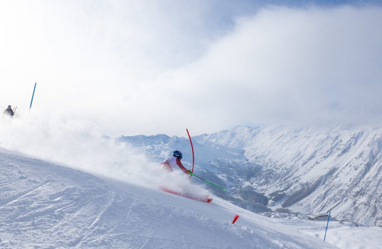 Schi alpin: Austriacul Marco Schwarz a câștigat super-G-ul de la Livigno, din cadrul Cupei Mondiale