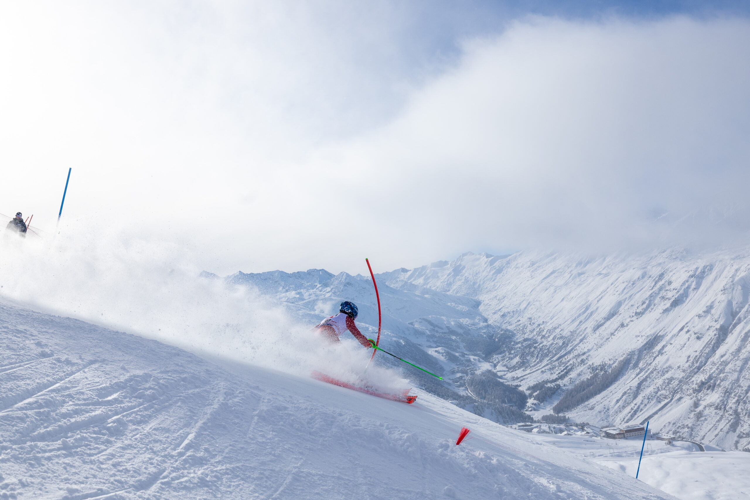 Schi alpin: Austriacul Marco Schwarz a câștigat super-G-ul de la Livigno, din cadrul Cupei Mondiale