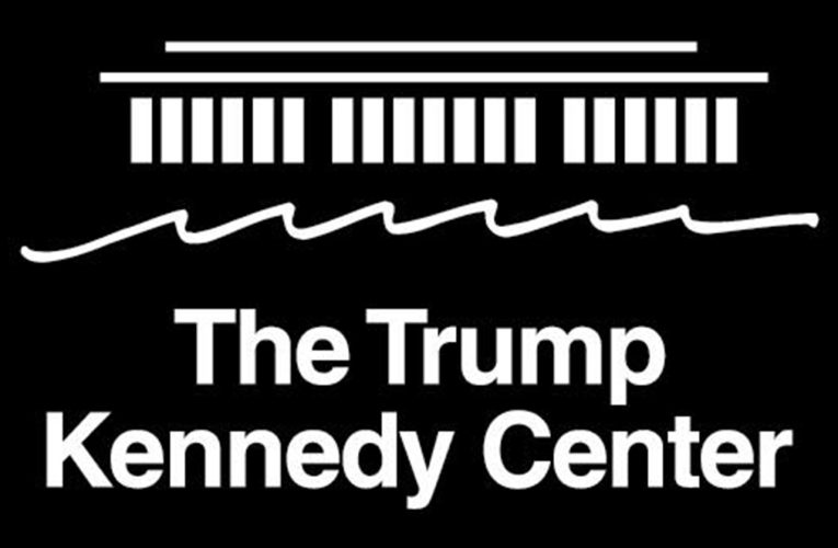 Spectacole anulate după ce Trump și-a adăugat numele la Centrul Kennedy