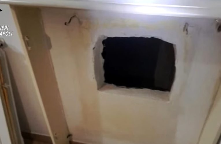 Unul dintre cei mai periculoși 100 fugari, capturat într-un apartament din Napoli. S-a ascuns 3 ani în spatele unui radiator