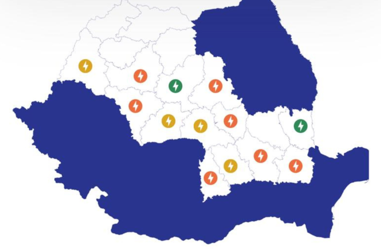 Vântul puternic a provocat întreruperi de curent în Prahova, Buzău și Brăila. Câmpina, din nou fără apă