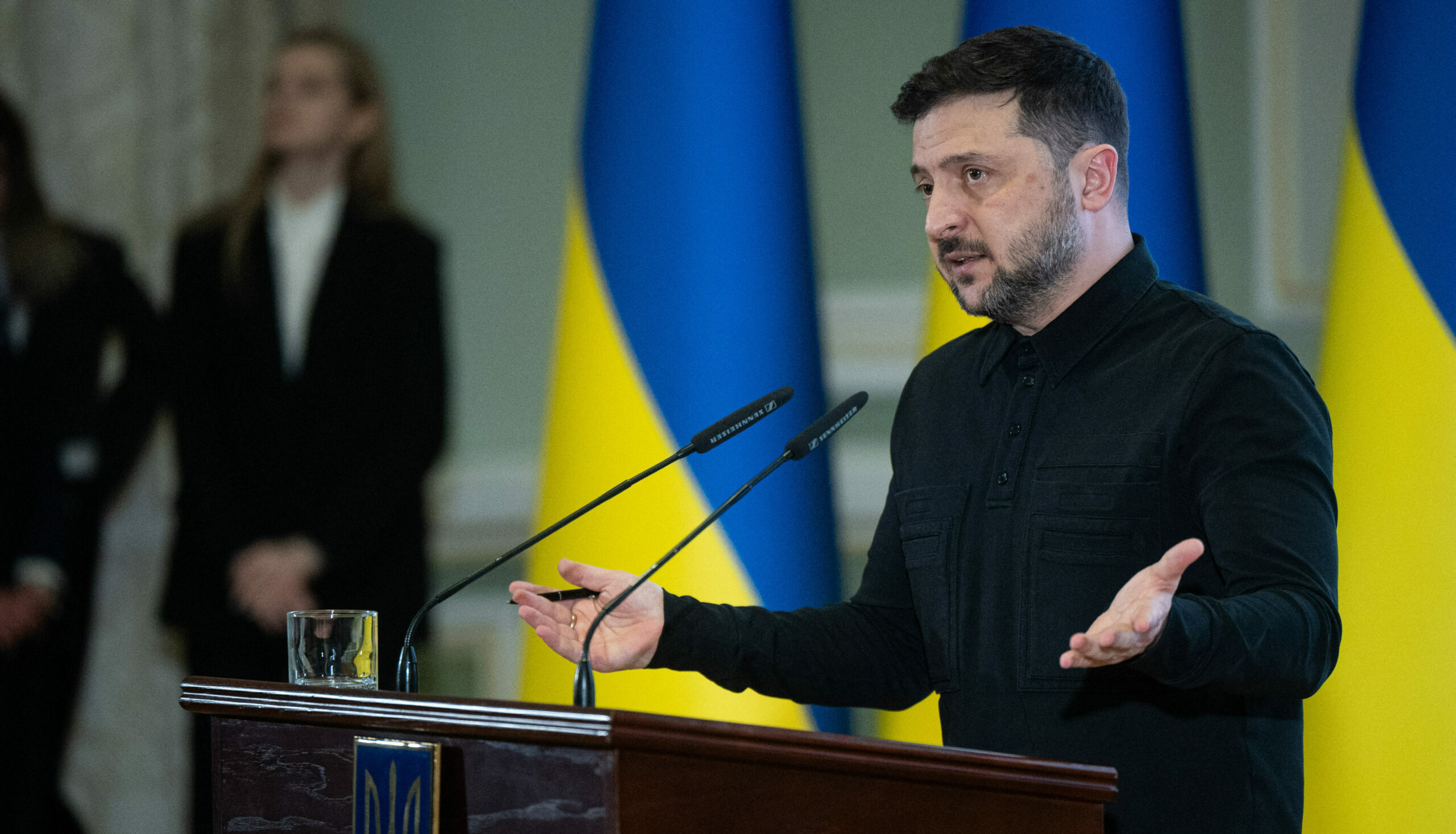 Zelenski, înaintea întâlnirii cu Trump în Florida: „Există cu siguranță linii roșii pentru poporul ucrainean”