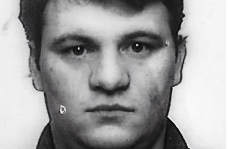 A murit un erou al Brașovului. A avut curajul să strige pentru prima dată „Jos comunismul”