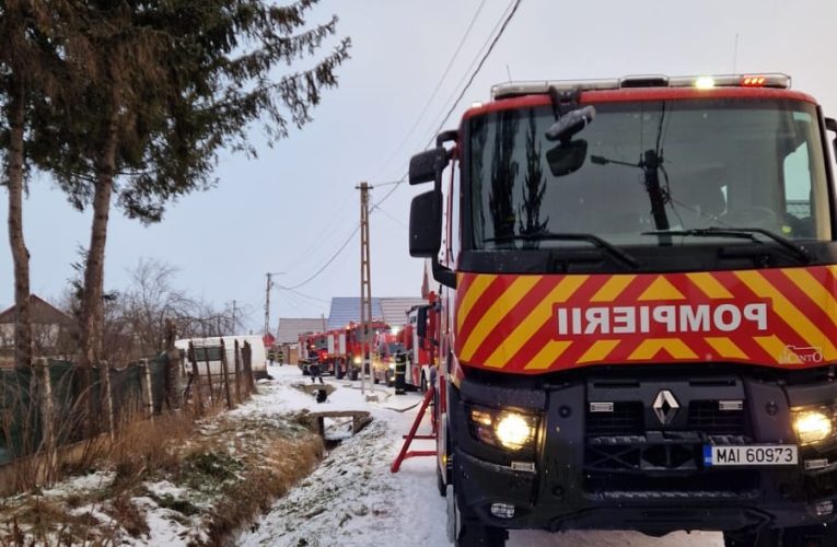 Accident grav în orașul Brașov. Un tren care transporta motorină a lovit o mașină