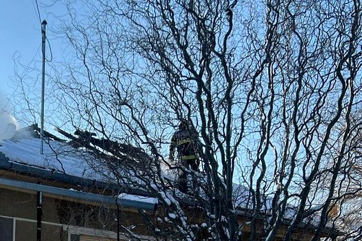 Acoperișul unei case din județul Arad a luat foc