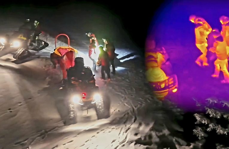 Aproape 100 de persoane salvate din munți, într-o singură zi. Doi oameni au fost găsiți morți