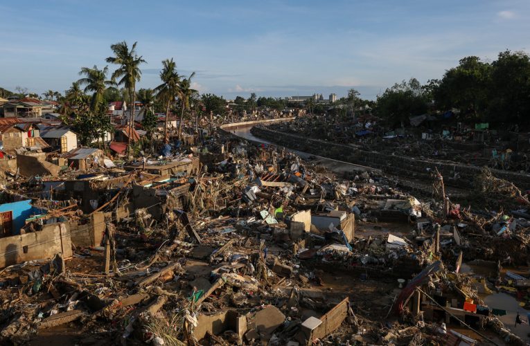 Au fost detectate semne de viață în avalanșa de gunoi din Filipine