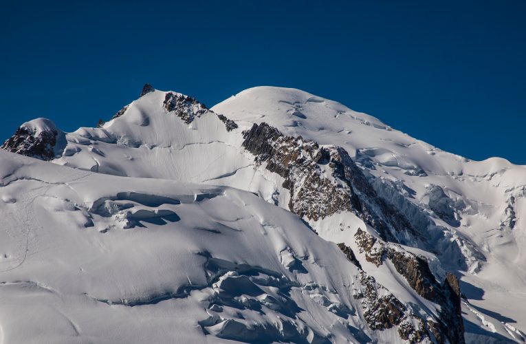 Avalanșe mortale în nordul Italiei. Salvatorii luptă cu furtunile. Bilanț tragic