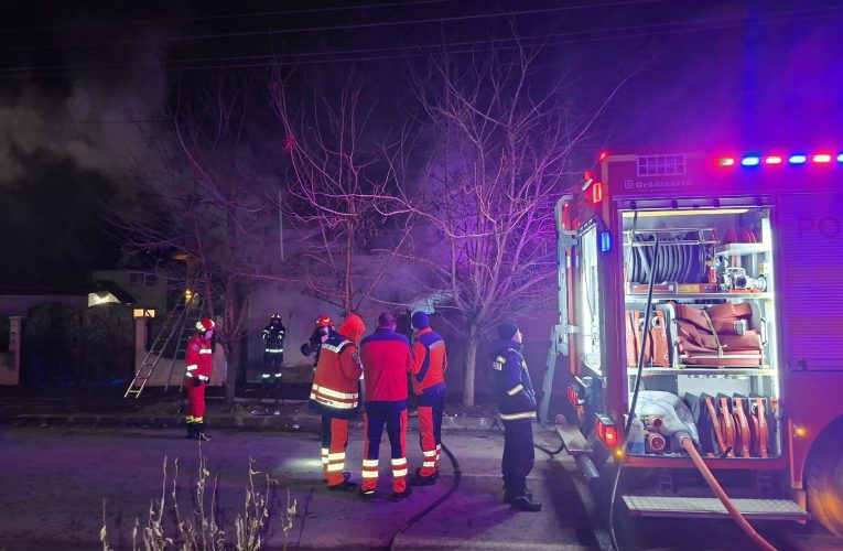 Bărbat găsit carbonizat într-o locuință care a ars în Brăila