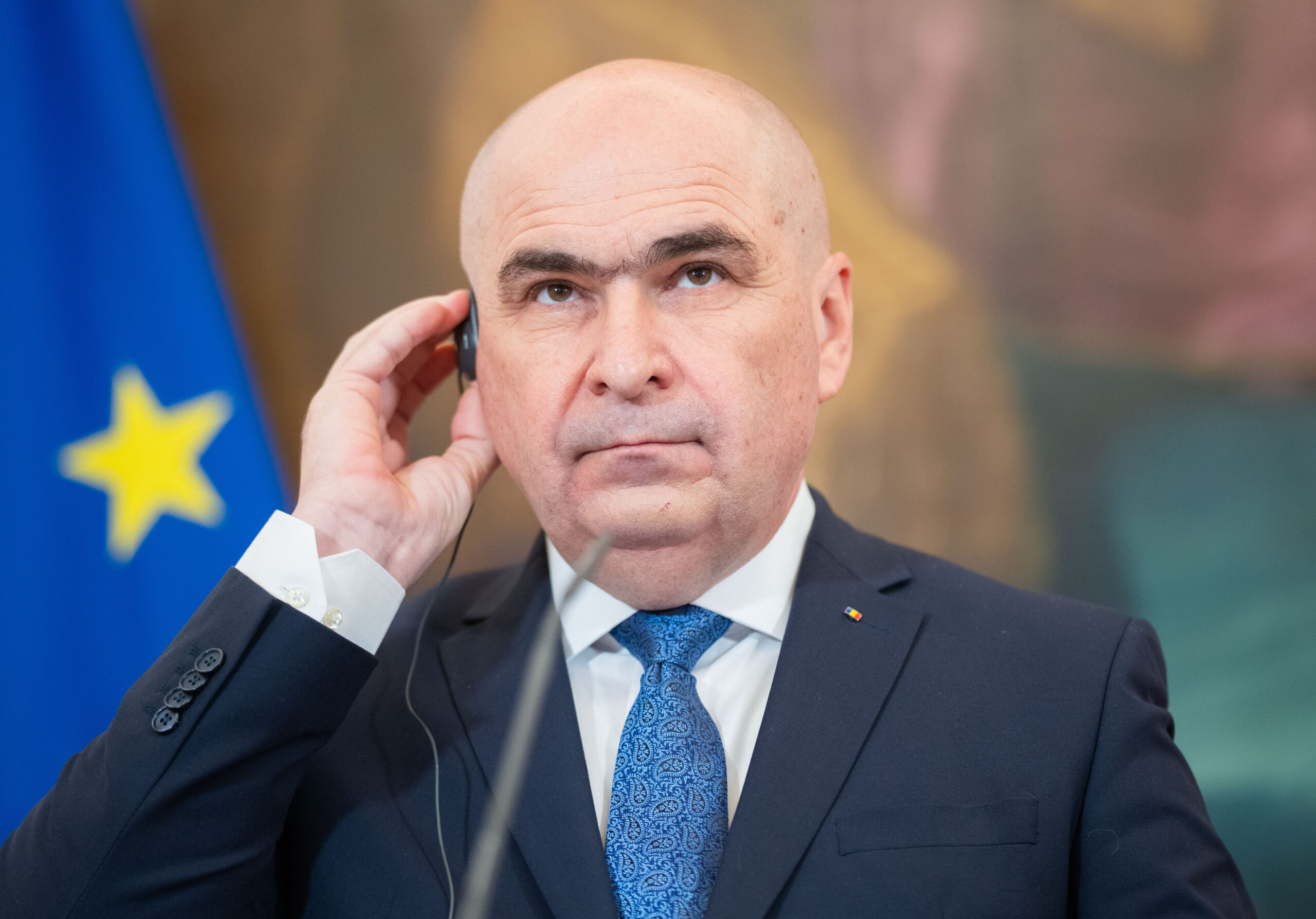 Bolojan speră că decizia CCR va fi favorabilă Guvernului. Ce spune de pensiile militarilor?