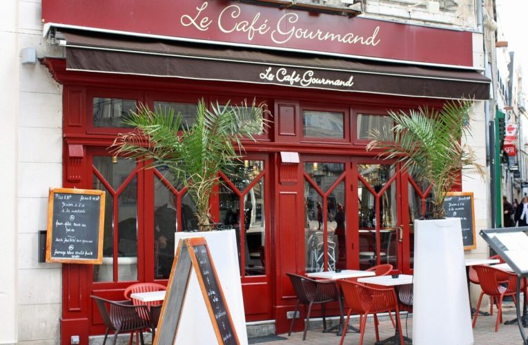 Cafenelele și bistrourile franceze ar putea fi incluse în patrimoniul UNESCO