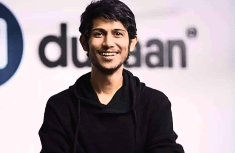 Ce efecte a avut decizia unui startup indian de a înlocui 90% din angajați cu Inteligență Artificială