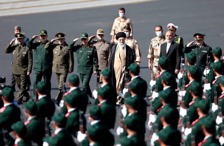 Comandantul Gărzilor Revoluționare din Iran avertizează SUA că forța sa „are degetul pe trăgaci”