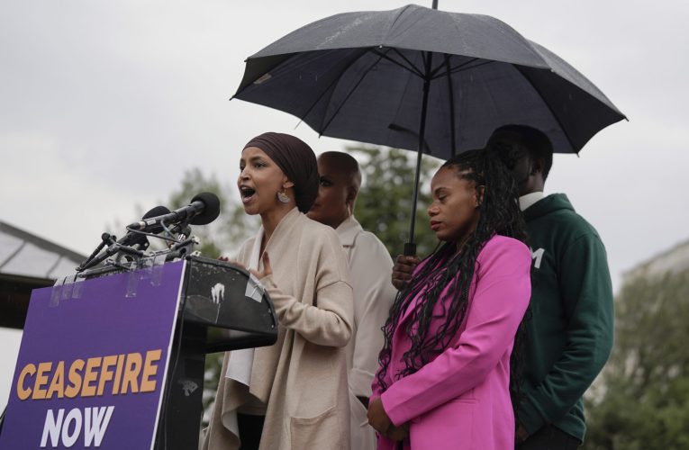 Congresmana Ilhan Omar, atacată cu un lichid necunoscut în timpul unei întâlniri publice în Minnesota