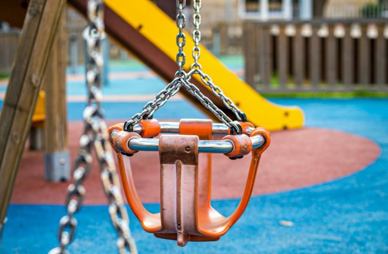 Constanța: Minor de 13 ani, agresat de un alt copil în zona unui loc de joacă. Poliția a deschis dosar penal