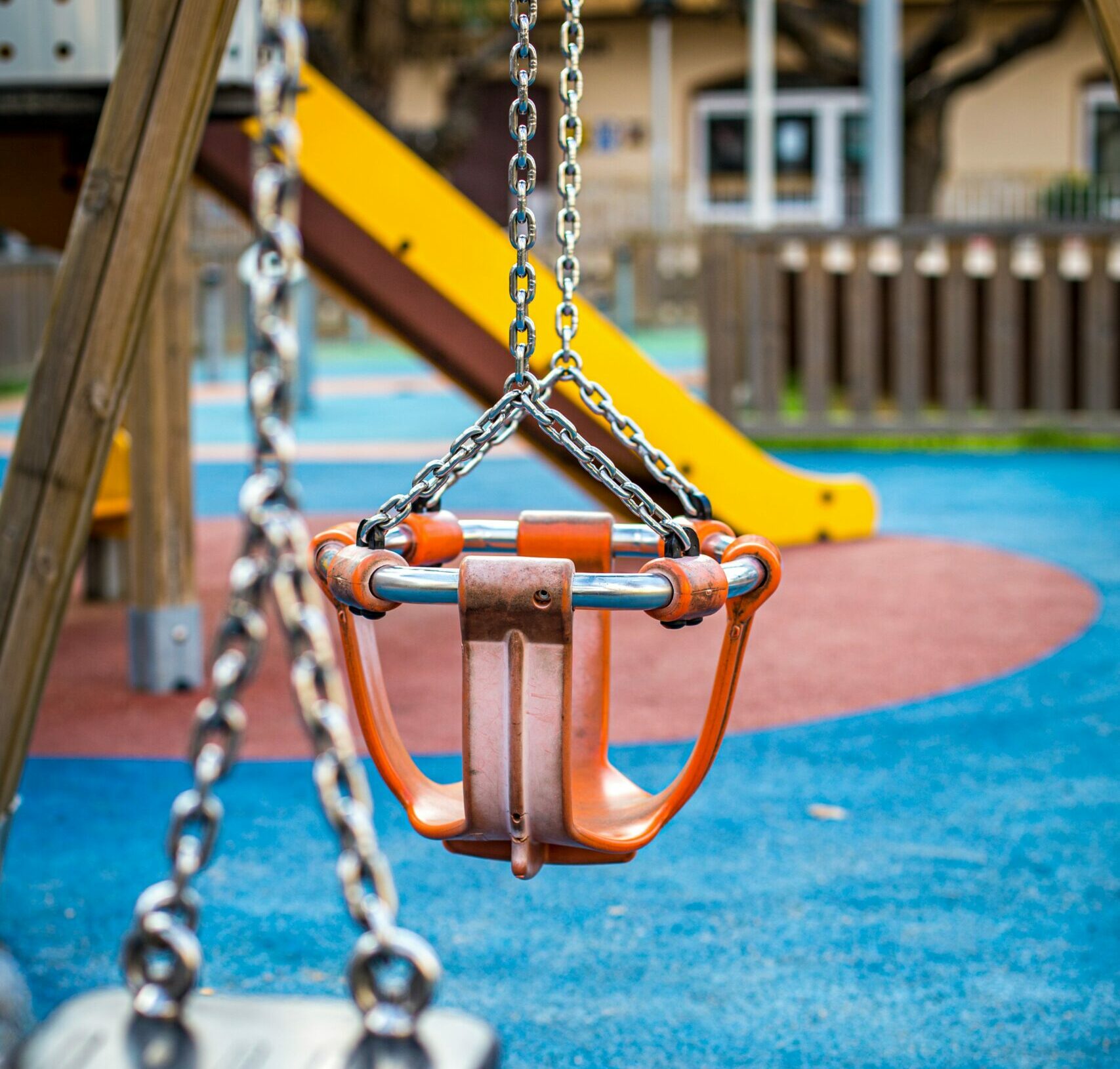 Constanța: Minor de 13 ani, agresat de un alt copil în zona unui loc de joacă. Poliția a deschis dosar penal