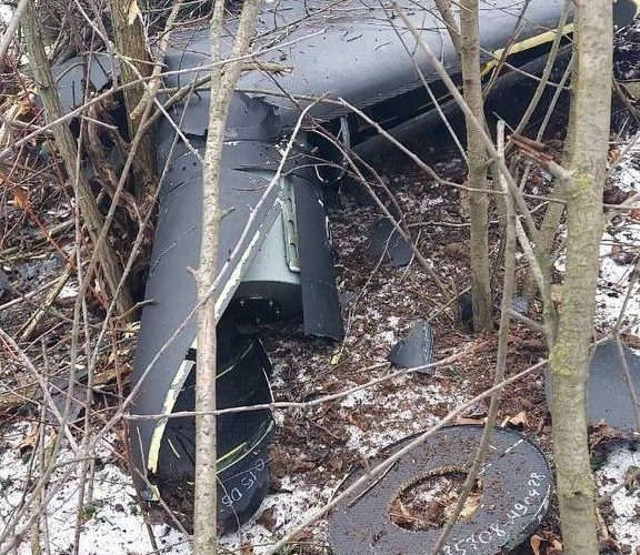 Dronă rusă căzută în grădina unei case din republica Moldova. Reacția MAE de la Chișinău