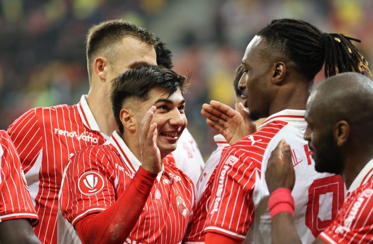 Etapa a 24-a din Superliga începe vineri cu meciurile CFR Cluj – Metaloglobus și Dinamo – Petrolul