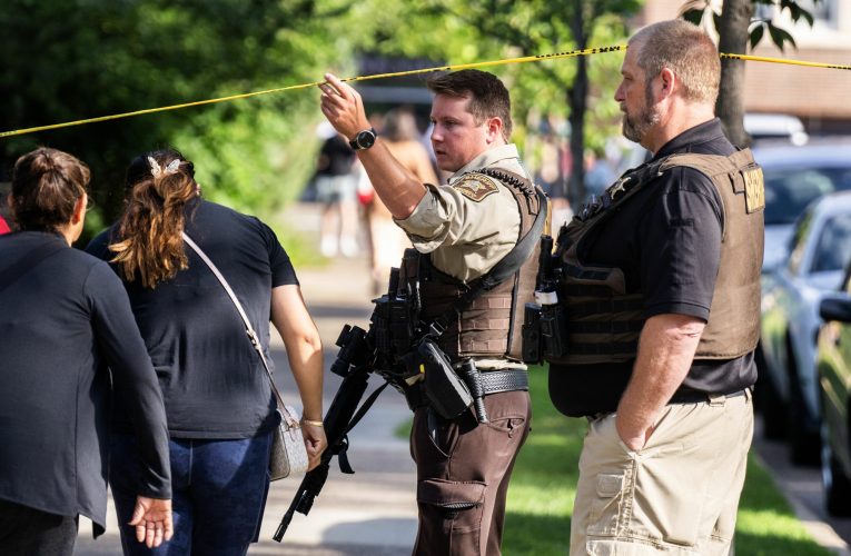 FBI-ul preia cazul uciderii unei femei de către un agent de emigrări și restricționează accesul statului Minnesota la probe