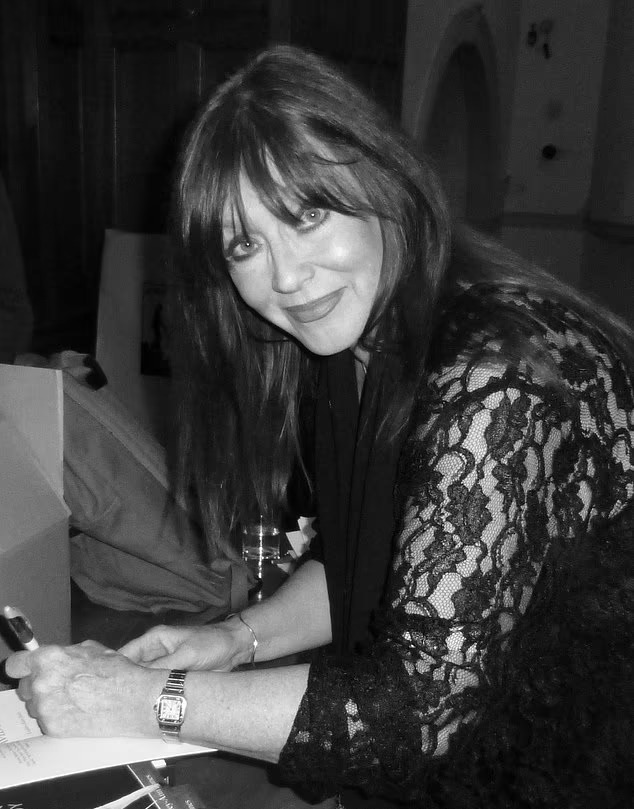 Fiica secretă a lui Freddy Mercury a murit la 48 de ani