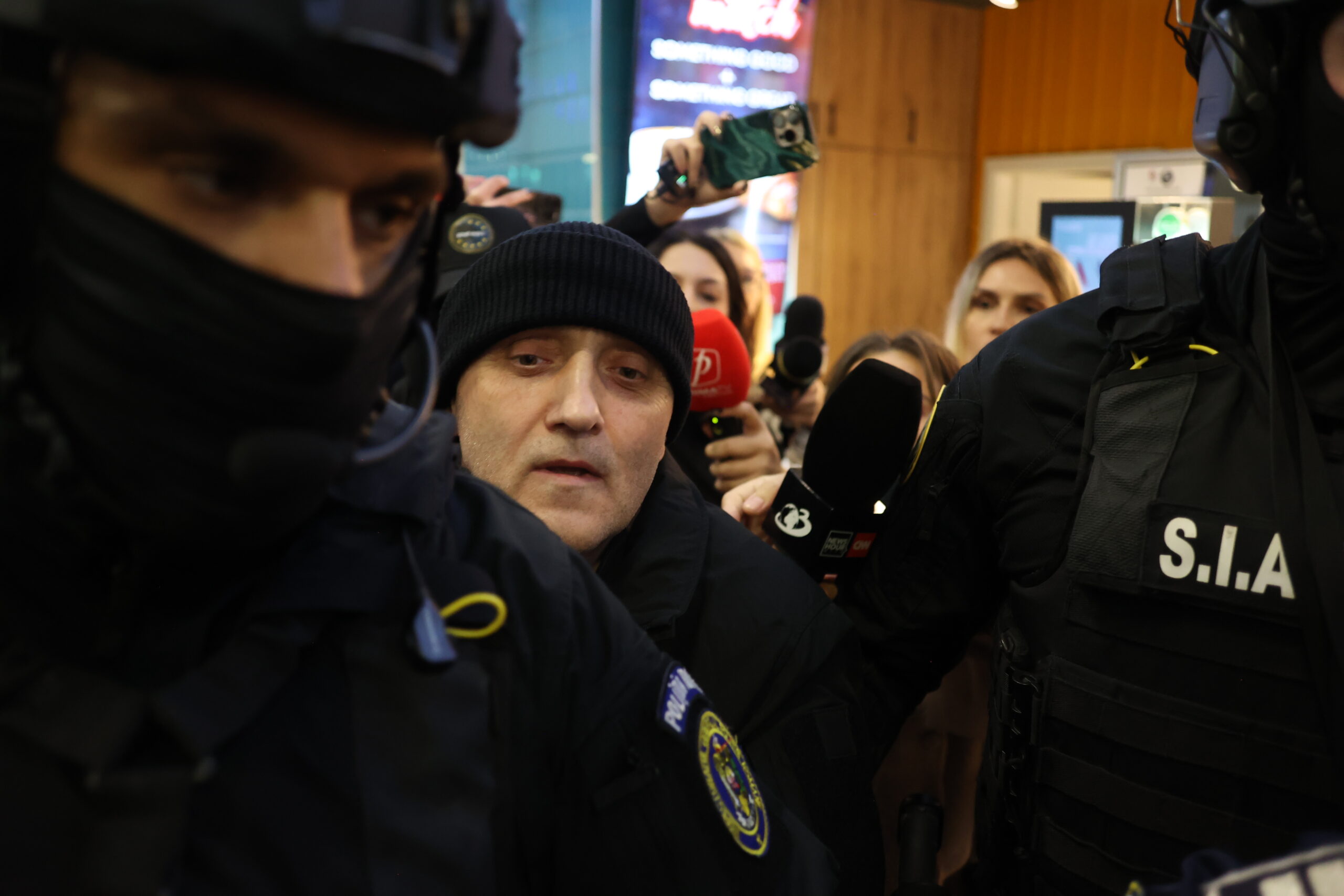 Fiul și nepotul lui Horațiu Potra, eliberați cu brățări electronice