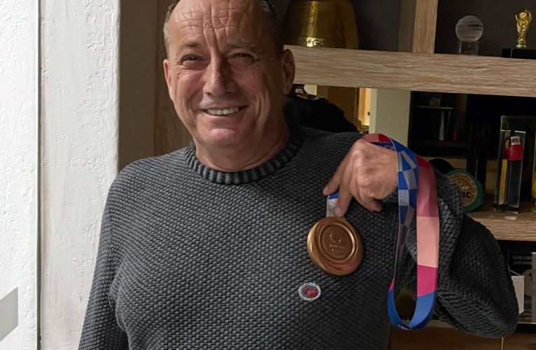 Fost lider separatist corsican și președinte al clubului francez AC Ajaccio, împușcat la înmormântarea mamei sale