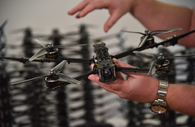 Franța comandă pentru prima dată drone kamikaze cu rază lungă de acțiune