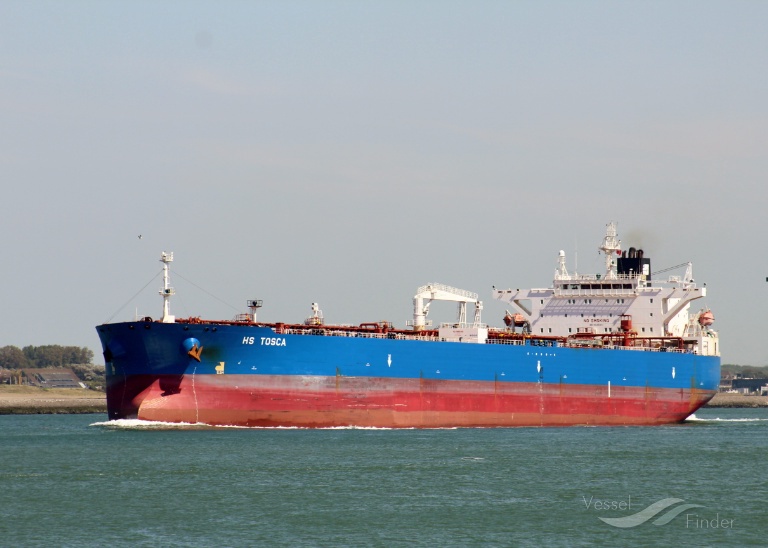 Franța îl reține pe căpitanul unui petrolier suspectat că operează în flota fantomă