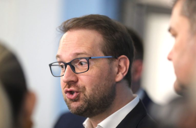 G4Media. Dominic Fritz despre impozite: „Nu primesc flori, dar sunt decizii necesare pentru comunitate”