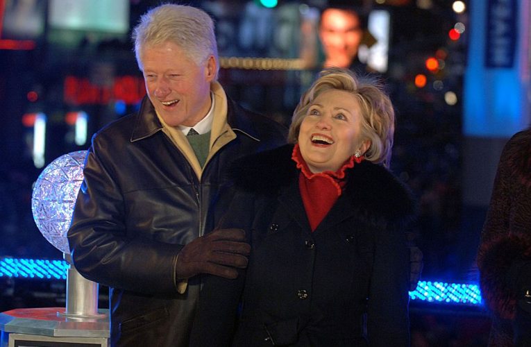 Hillary și Bill Clinton riscă acuzații de sfidare a Congresului după ce au refuzat să fie audiați în ancheta Epstein