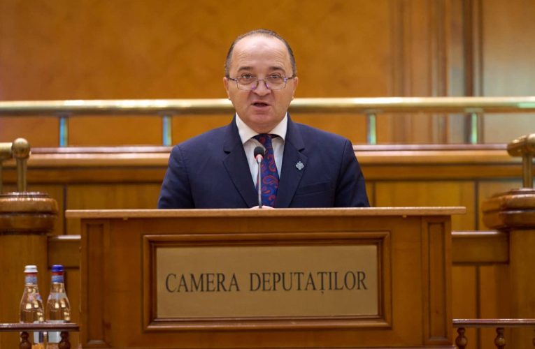 Interdicție de intrare în Ucraina pentru un deputat AUR: Împins pe jos până la linia de frontieră cu România / Dezbrăcat pentru control corporal