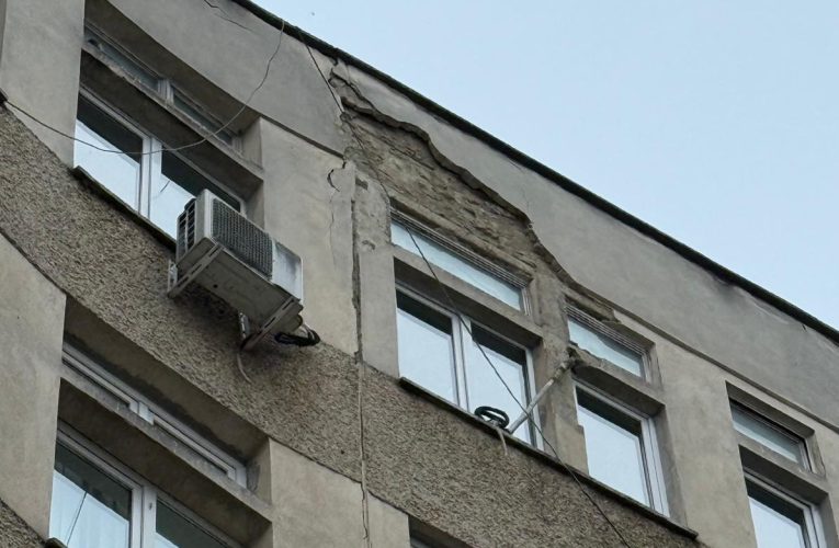 Intervenție de urgență la Spitalul Județean Piatra-Neamț din cauza unui aparat de aer condiționat
