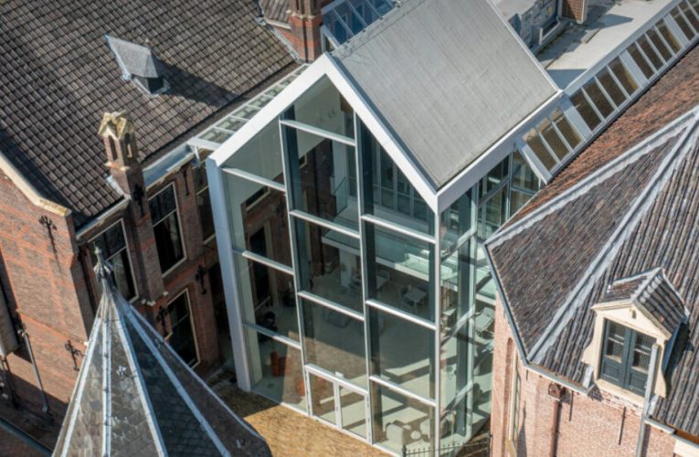 Jaful tezaurului dacic a provocat daune de un sfert de milion de euro Muzeului Drents din Olanda